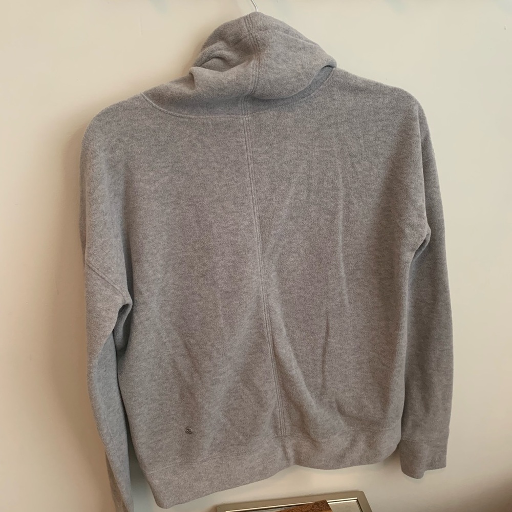 Lululemon, pullover, size 4 - Picture 3 of 4
